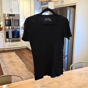 Eddie Bauer Women's M V-Neck 👕